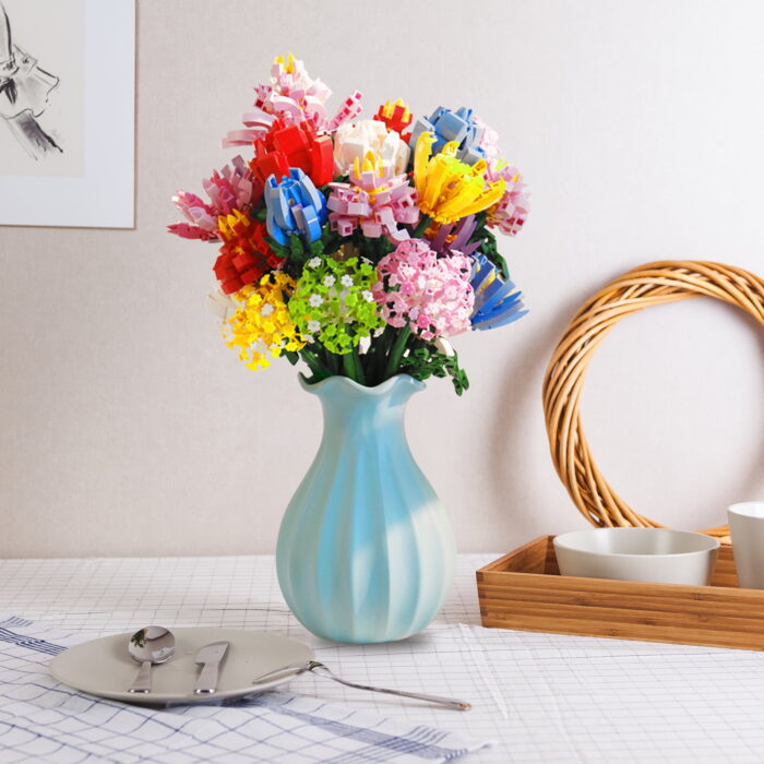 Artificial Flowers Bouquet Building Blocks Set,Mini Flowers Building Kits for Gifts, DIY Bouquet Building Bricks for Adults/Teens，5 sets of random colors and flowers(not Including Vase)-500+ Pieces